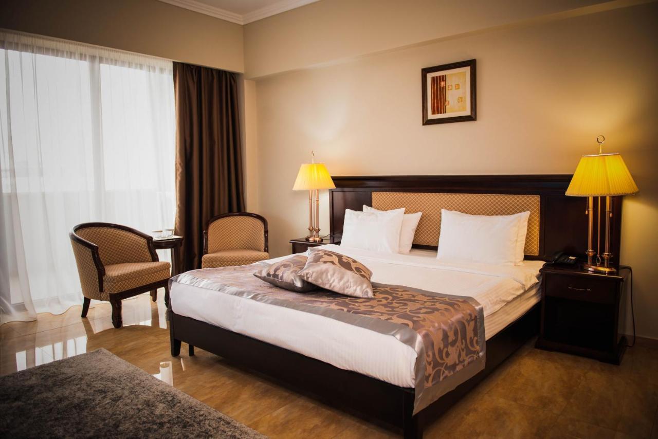Hotel Del Mar & Conference Center Mamaia Bagian luar foto
